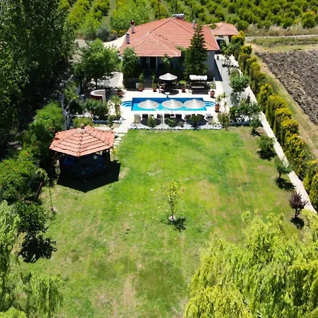 Villa 4 Bedroom In Dalyan With Nature View